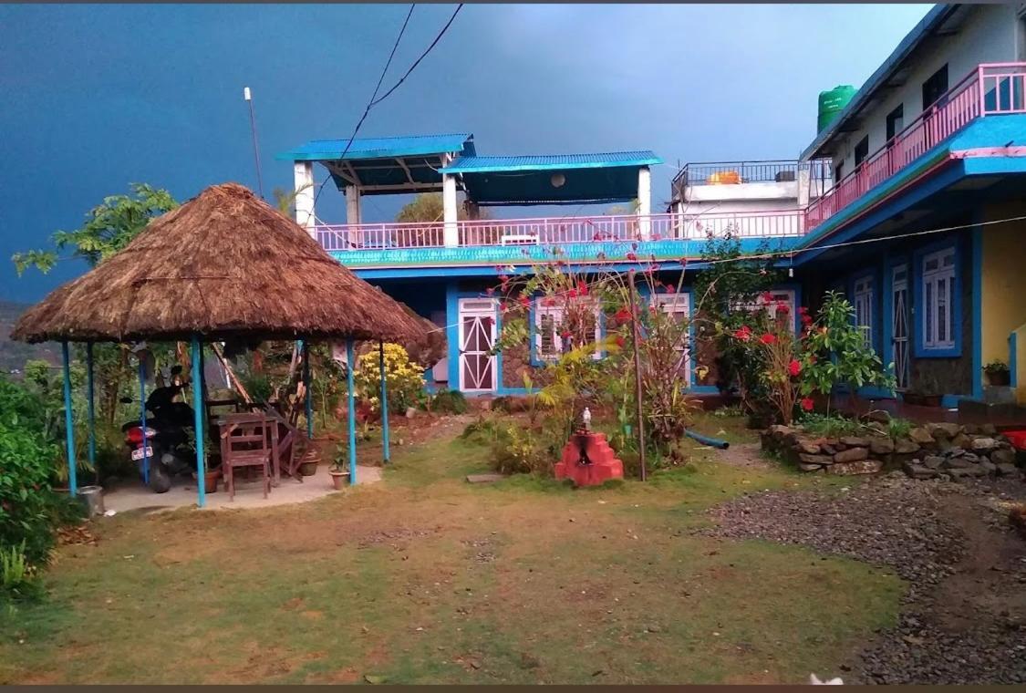 Robins Nest Hotel & Restaurant Deorāli Exterior foto
